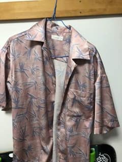 lidnm シャツのサムネイル