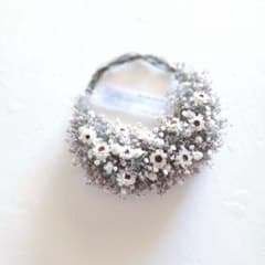 魔女の棲む森 ～雪の日の花畑～ ドライフラワー ハーフリース - メルカリ