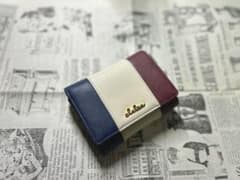 【クレリア】二つ折り財布 レディースのサムネイル