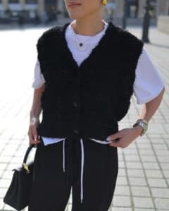☆新品未使用☆Gypsohila Sprinkle Vest ブラック 美品】ジプソフィア gypsohila ベスト ブラック - メルカリ