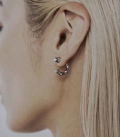 Jent Louis Melt half hoop pierce 両耳 - メルカリ