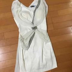 白♡ミニドレスのサムネイル