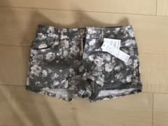 花柄 ショートパンツのサムネイル