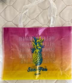 ビニールバッグ　A3サイズ　ピンク×イエロー　パイナップルのサムネイル