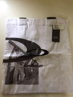 OAKLEYトートバッグのサムネイル