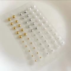 耳つぼジュエリー60粒(24時間以内匿名発送)のサムネイル