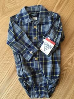 【シロクロ様専用】新品 OSHKOSHシャツロンパースのサムネイル