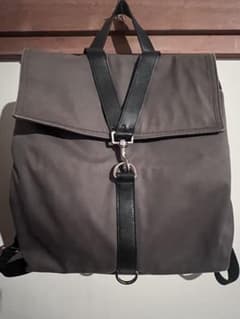 VALENTINO ヴァレンティノ スタッズ キャンバスバックパック カーキ 