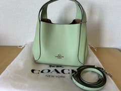 COACH ハドリーホーボー21 ミントグリーン トートバッグのサムネイル