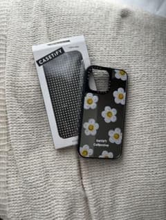 Casetify 15 pro max】Katie's collective - メルカリ