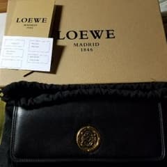 再出品　ロエベ長財布　美品のサムネイル
