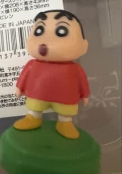 クレヨンしんちゃん フィギュア キャップ付き - メルカリ