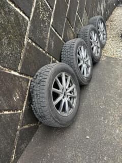 トヨタ　ライズスタットレスタイヤのサムネイル