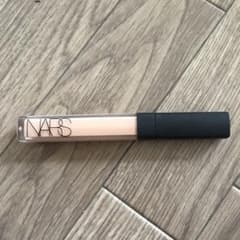 NARS ラディアントクリーミーコンシーラーのサムネイル
