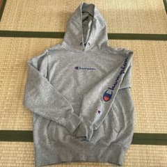 Champion juniorパーカー サイズ150のサムネイル