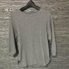 ユニクロワッフルクルーネックTシャツのサムネイル
