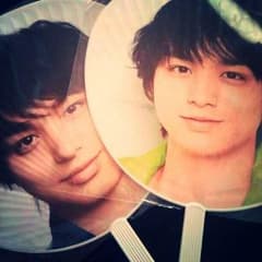 punisan様専用 伊野尾慧 団扇のサムネイル