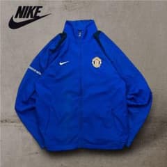 NIKExMANCHESTER UNITEDナイロンジャケットマンU刺繍ロゴ古着 NIKExMANCHESTER UNITEDナイロンジャケットマンU刺繍ロゴ古着 - メルカリ