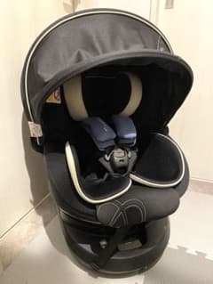 【美品】AILEBEBE　エールベベ クルット 5i グランス　グランブラック 美品 AILEBEBE エールベベ360度回転 クルット5i グランス◇新生児