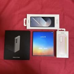 galaxy z fold6 256GB 国内版 中古 要確認事項ありのサムネイル