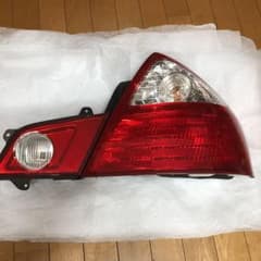 ニッサンフーガVX35前期純正テール(右)のサムネイル
