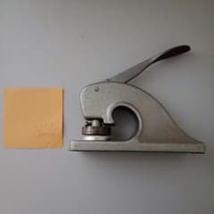 イギリス ヴィンテージ エンボッサー スタンプ 0225 - メルカリ