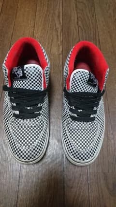 VANS スニーカー　supremeのサムネイル