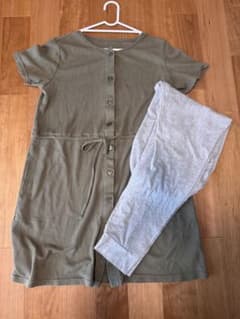 オリーブグリーン ワンピースとレギンスセットのサムネイル