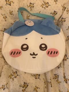 ちいかわ　おかおBIGボストンバッグ(ハチワレ)のサムネイル