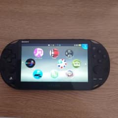 コ*き様 PlayStation Vita 本体 ブラックのサムネイル