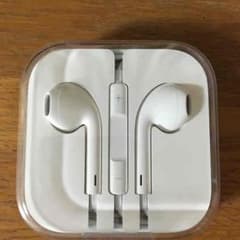 ゆきぴぃ様専用iPhone純正イヤホンのサムネイル