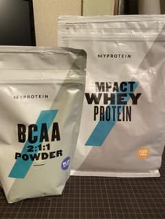 【新品】マイプロテインまとめ売り ホエイプロテイン 1kg/BCAA 500gのサムネイル