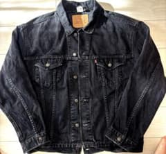 ビッグサイズ‼️人気のブラック‼️ Levi's ブラック デニムジャケット XLのサムネイル
