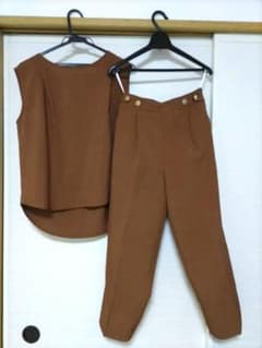 Techichi top and pants set, brown, excellent condition.