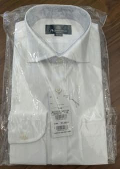 Aquascutum　アクアスキュータム 白 Yシャツのサムネイル