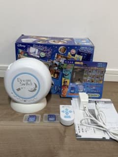 【中古商品】セガトイズ　ディズニー　ドリームスイッチ　本体・ソフト2種類セット
