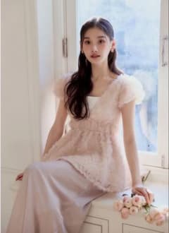 poláura ポローラ フラワーぺプラムバックリボンチュニックのサムネイル