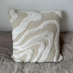 La Redoute クッションカバー(不良品) 50×50サイズのサムネイル