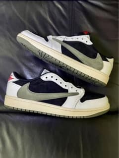 travisscott トラヴィス NIKE ナイキ ジョーダン1のサムネイル