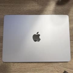 13インチ M4 Apple MacBook Air 16GBメモリ 256GBのサムネイル