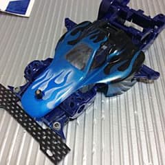 ミニ四駆 カーボン ボディー シャーシのサムネイル