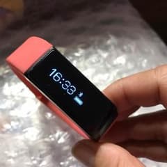 スマートブレスレットのサムネイル