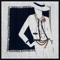 CHANEL シャネル シルクスカーフ ココ シルエット大判 シルク100% CHANEL シャネル シルクスカーフ ココ シルエット大判 シルク100