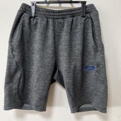 OAKLEY ハーフパンツ グレー メンズ Lのサムネイル