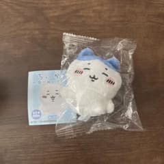 ハチワレ ちいかわお座りぬいぐるみ2のサムネイル