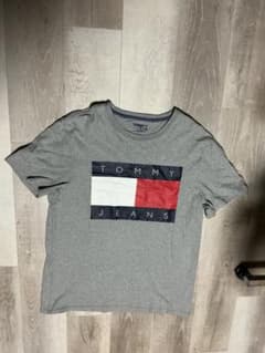 TOMMY JEANS Tシャツ グレー Mサイズのサムネイル