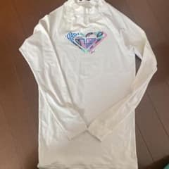 おにく様専用　ROXY ラッシュガードのサムネイル