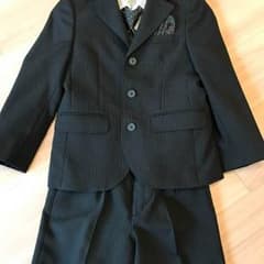 百貨店購入 フォーマルスーツ 120㎝ 男の子のサムネイル