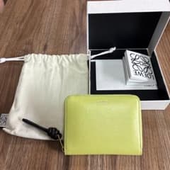 LOEWE 二つ折り財布 ラウンドファスナーのサムネイル