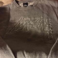 stussy トレーナー supreme好きに！！のサムネイル
